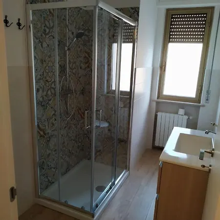 Apartment Domus Maris Pineto